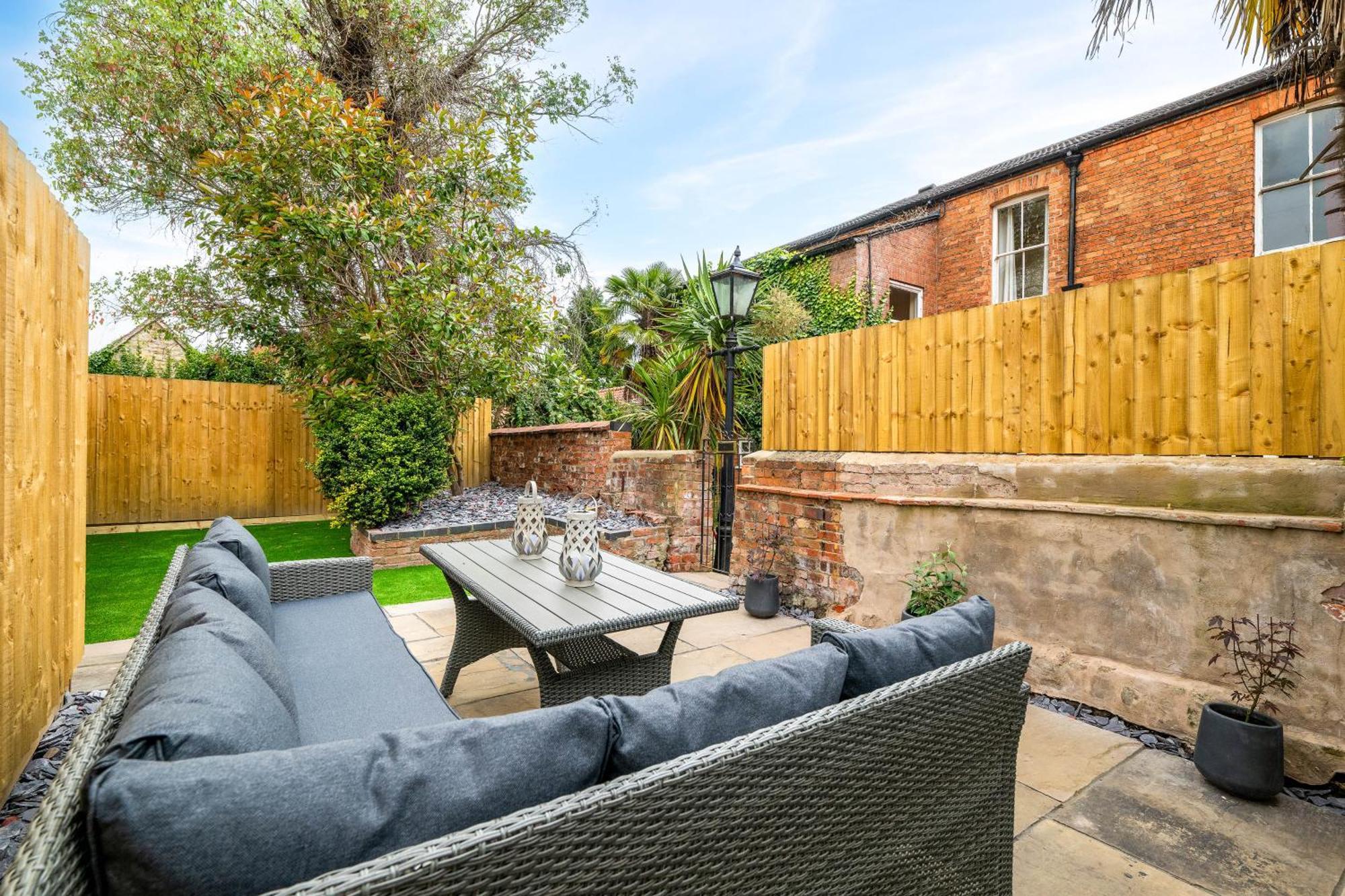 Villa 33 Bailgate, Lincoln Extérieur photo